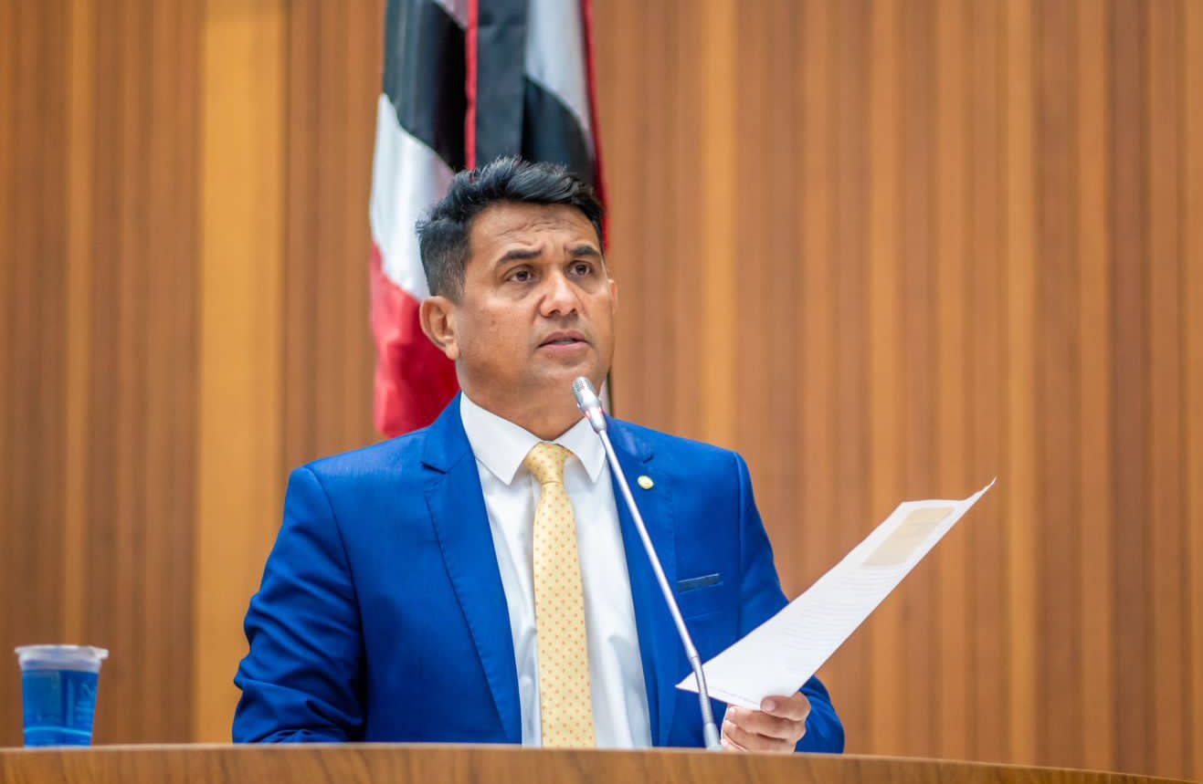 Deputado Wellington solicita ao Governo do Estado a reposição de medicamentos que estão em falta na Rede Pública Deputado Wellington solicita ao Governo do Estado a reposição de medicamentos que estão em falta na Rede Pública