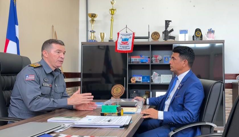 Deputado Wellington se reúne com Comandante da PMMA, defende melhorias para a categoria e nomeação de mais policiais Deputado Wellington se reúne com Comandante da PMMA, defende melhorias para a categoria e nomeação de mais policiais