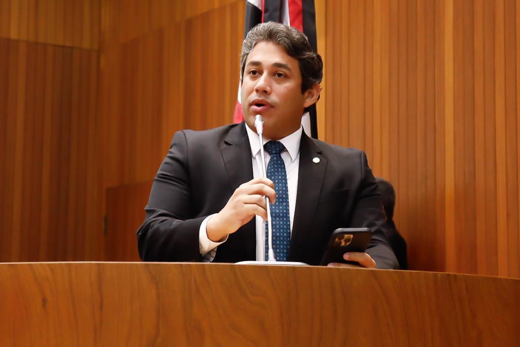Aprovado PL de Osmar Filho que cria Programa Banco Estadual de Materiais de Construção Aprovado PL de Osmar Filho que cria Programa Banco Estadual de Materiais de Construção