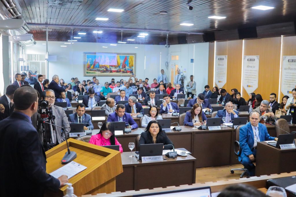 Câmara aprova LDO 2024 e põe fim ao limite de 25% para abertura de créditos suplementares Câmara aprova LDO 2024 e põe fim ao limite de 25% para abertura de créditos suplementares