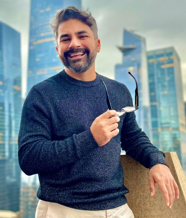 Adriano Balluz, ator, criador de conteúdo digital e produtor maranhense tá voando longe literalmente Adriano Balluz, ator, criador de conteúdo digital e produtor maranhense tá voando longe literalmente