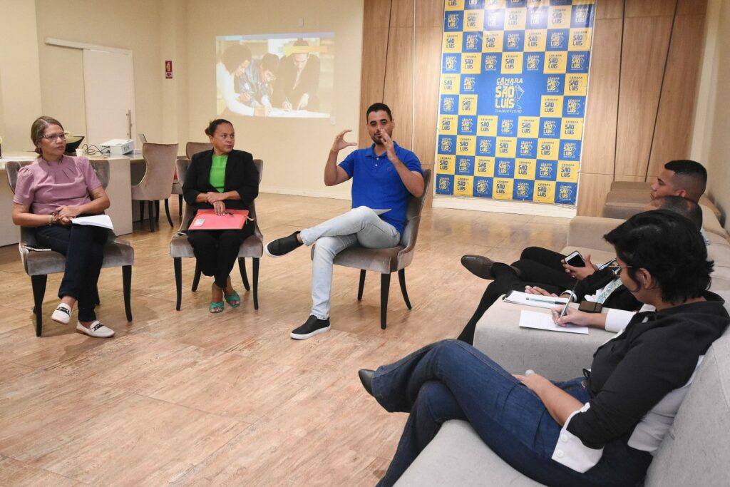 Câmara de São Luís promove oficina de liderança Câmara de São Luís promove oficina de liderança