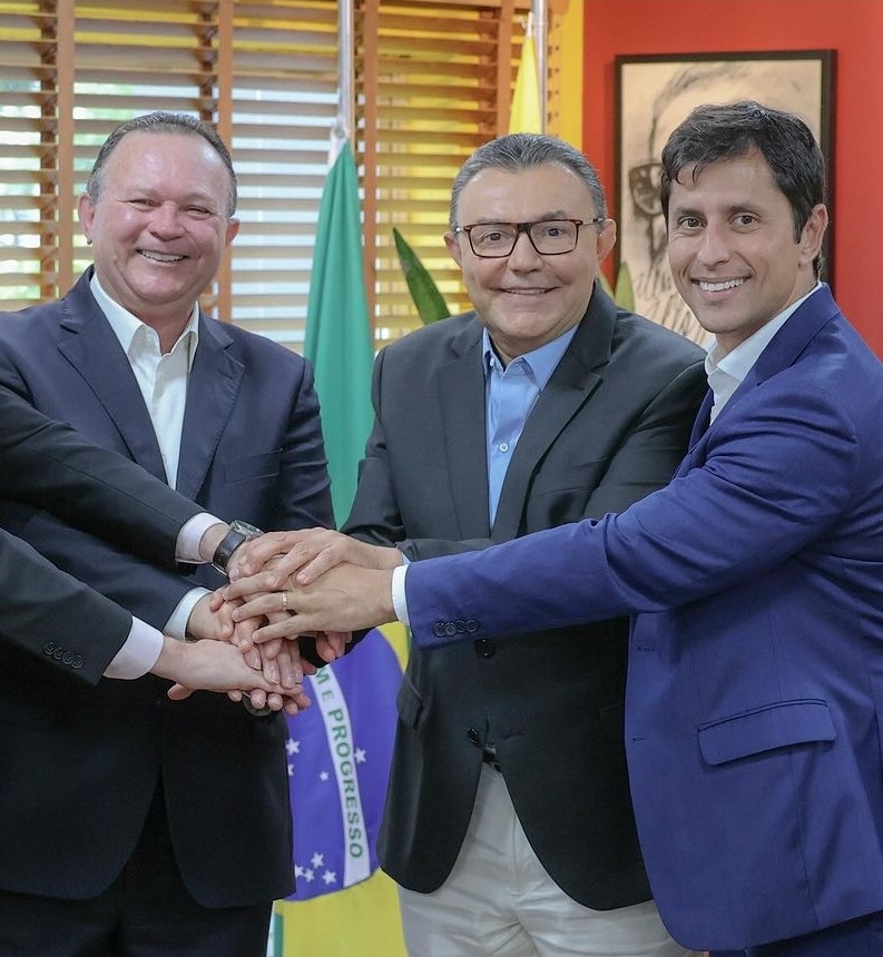 Brandão assume o comando do PSB e anuncia apoio a Duarte para prefeito