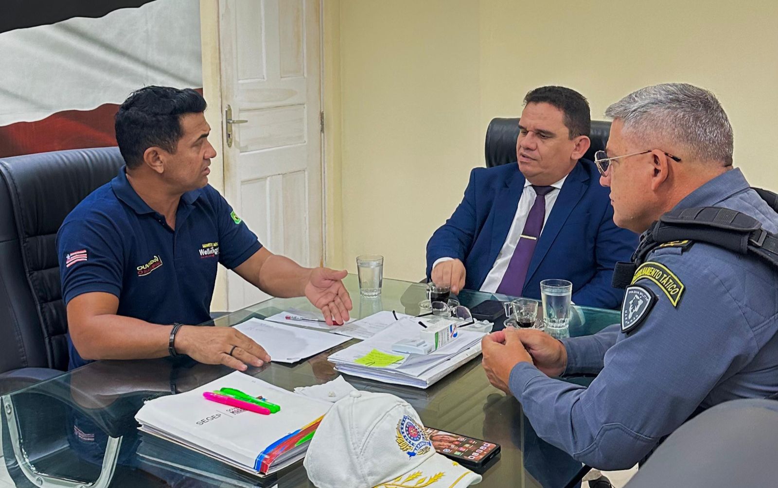 Deputado Wellington se reúne com Secretário para discutir ações urgentes na Segurança Pública Deputado Wellington se reúne com Secretário para discutir ações urgentes na Segurança Pública