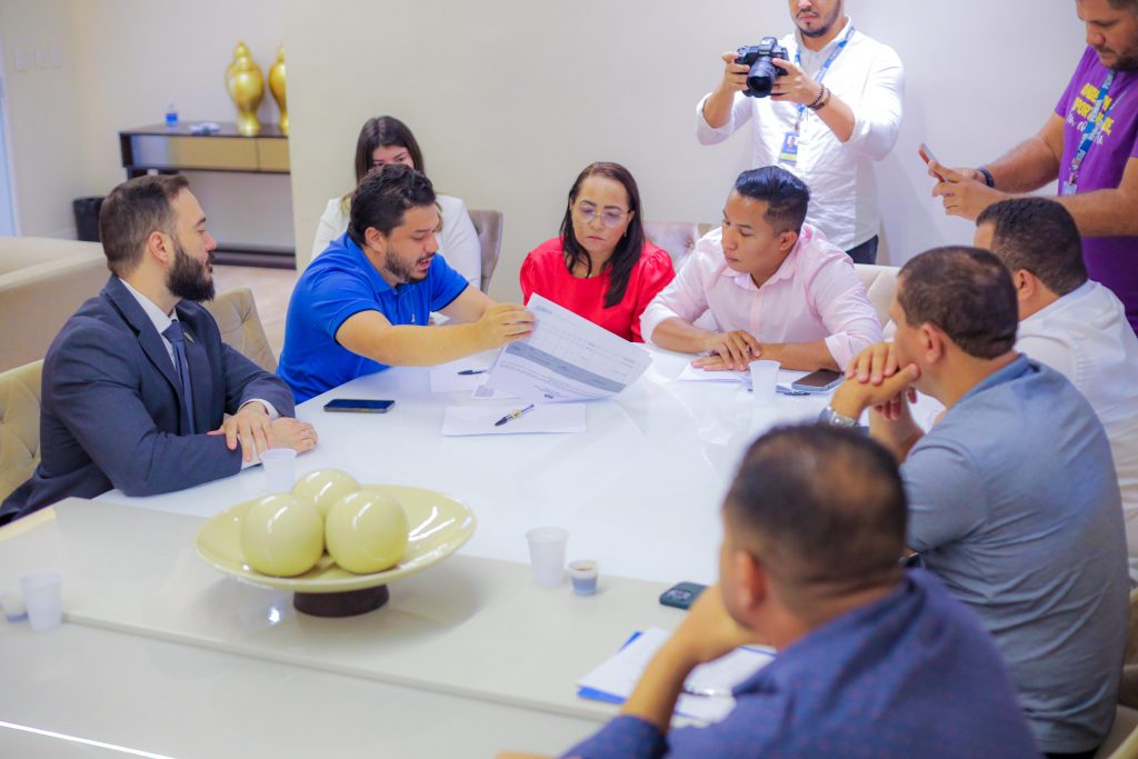 Vereadores discutem contratação de médicos para o Hospital da Criança Vereadores discutem contratação de médicos para o Hospital da Criança