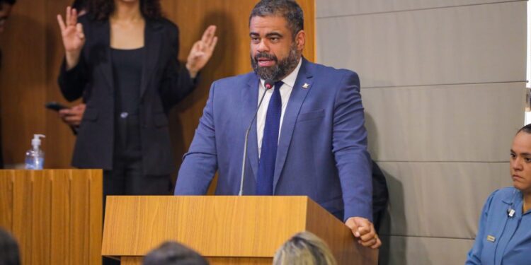 Presidente Paulo Victor de São Luís prega união, paz e harmonia em favor do povo Presidente Paulo Victor de São Luís prega união, paz e harmonia em favor do povo