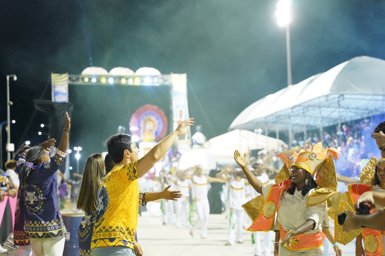 Recorde! Duarte desfila em todas as Escolas de Samba de São Luís Recorde! Duarte desfila em todas as Escolas de Samba de São Luís