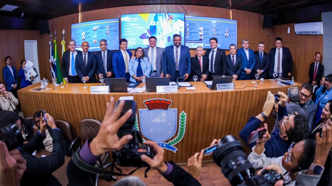 Vice-governador prestigia posse da nova vereadora de São Luís Vice-governador prestigia posse da nova vereadora de São Luís