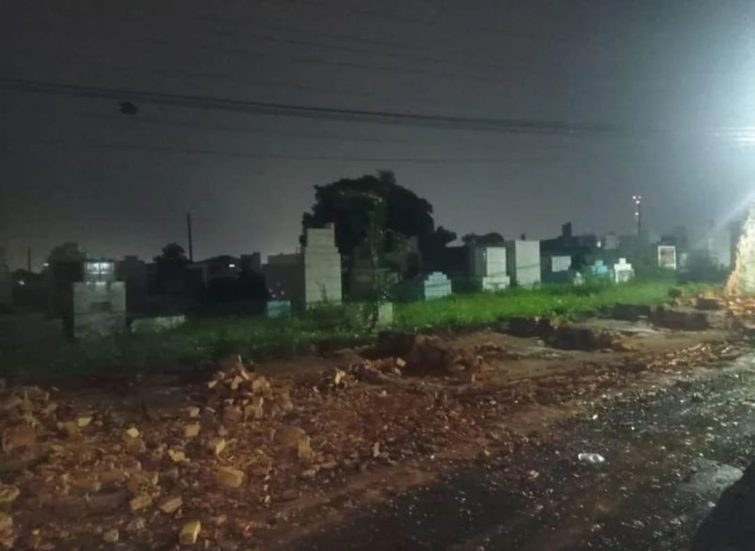 Chuva e ventania provocam destruições em diversas regiões de São Luís Chuva e ventania provocam destruições em diversas regiões de São Luís