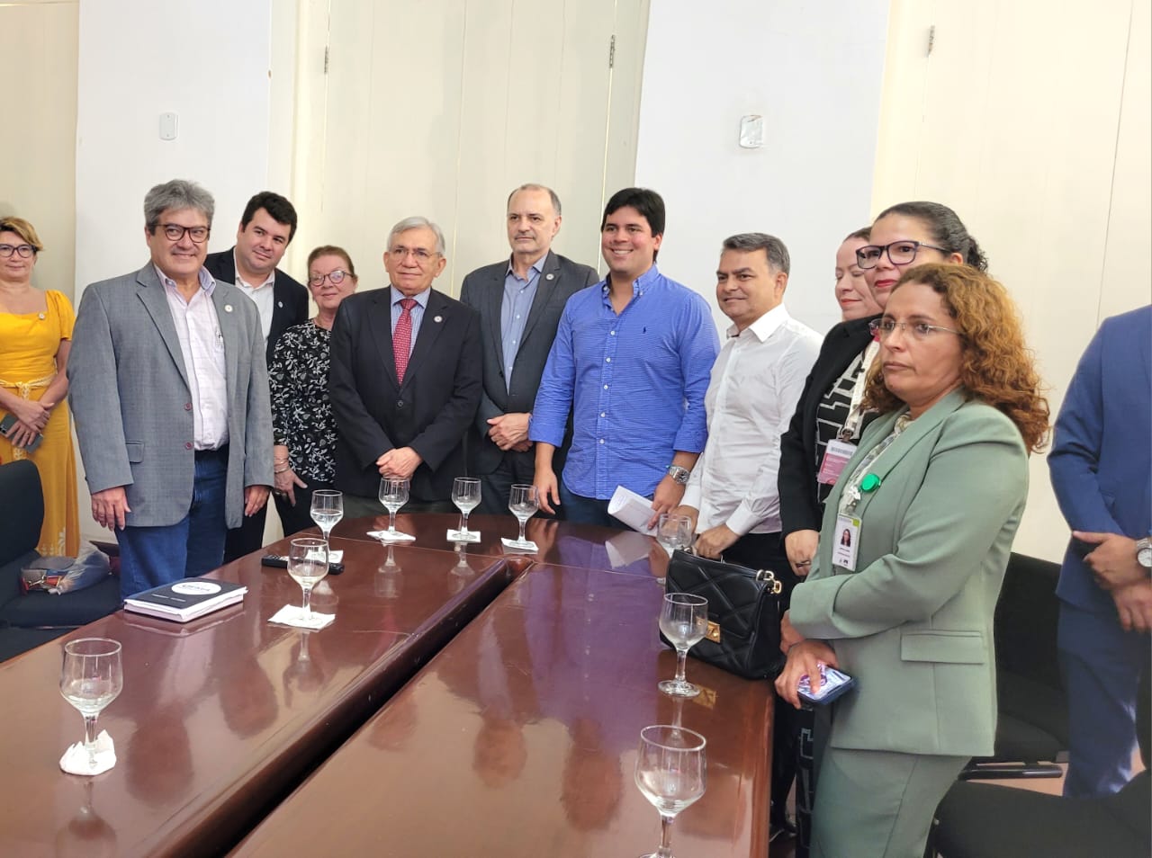 Ministro do Esporte, André Fufuca, firma parceria com a UFMA para reformas e ampliação dos espaços de esporte e lazer nos câmpus Ministro do Esporte, André Fufuca, firma parceria com a UFMA para reformas e ampliação dos espaços de esporte e lazer nos câmpus