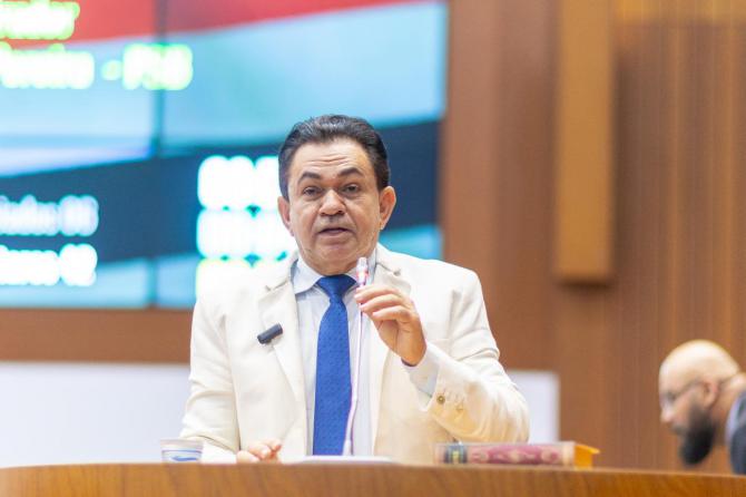 Antonio Pereira parabeniza EMSERH pelos nove anos de existência Antonio Pereira parabeniza EMSERH pelos nove anos de existência