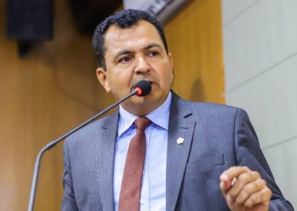 CASSAÇÃO!!! Câmara Municipal de São Luís decide investigar Vereador Domingo Paz por acusações de estupro e assédio sexual CASSAÇÃO!!! Câmara Municipal de São Luís decide investigar Vereador Domingo Paz por acusações de estupro e assédio sexual