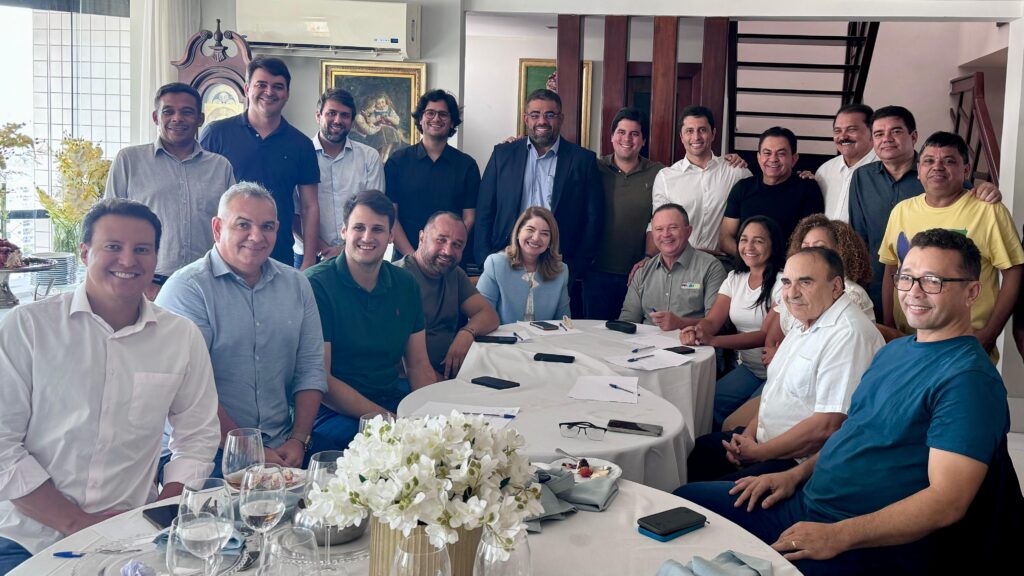 Em meio a boatos de rompimento, Brandão reúne Camarão, Duarte Jr. e aliados Em meio a boatos de rompimento, Brandão reúne Camarão, Duarte Jr. e aliados