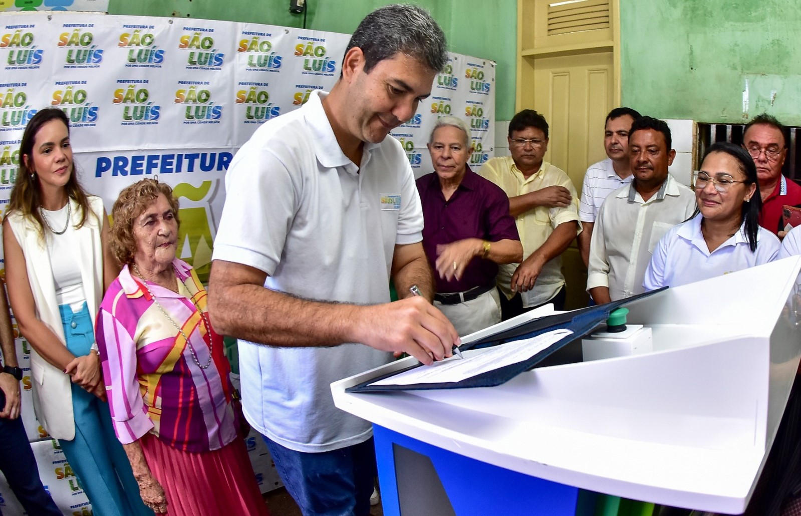 Prefeito Eduardo Braide inicia reestruturação completa da Urgência e Emergência da Unidade Mista do Itaqui-Bacanga Prefeito Eduardo Braide inicia reestruturação completa da Urgência e Emergência da Unidade Mista do Itaqui-Bacanga