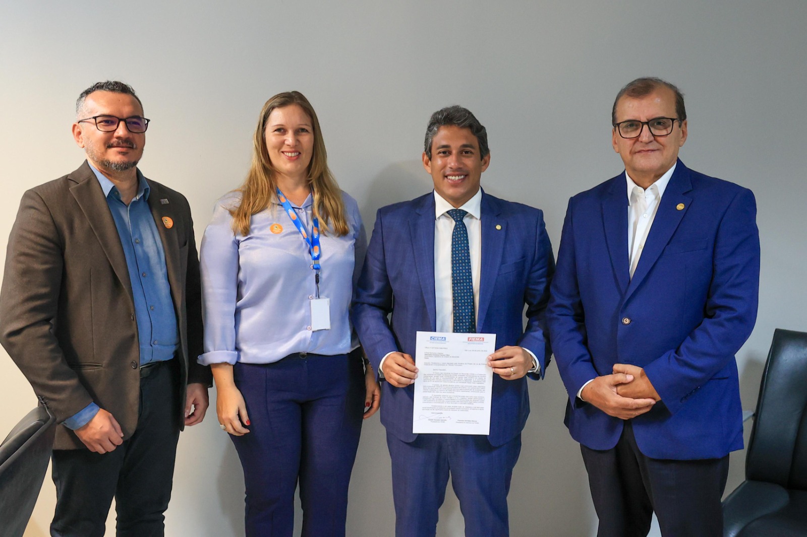 Fiema manifesta apoio a projeto de Osmar Filho que cria política de organização do trânsito ferroviário Fiema manifesta apoio a projeto de Osmar Filho que cria política de organização do trânsito ferroviário