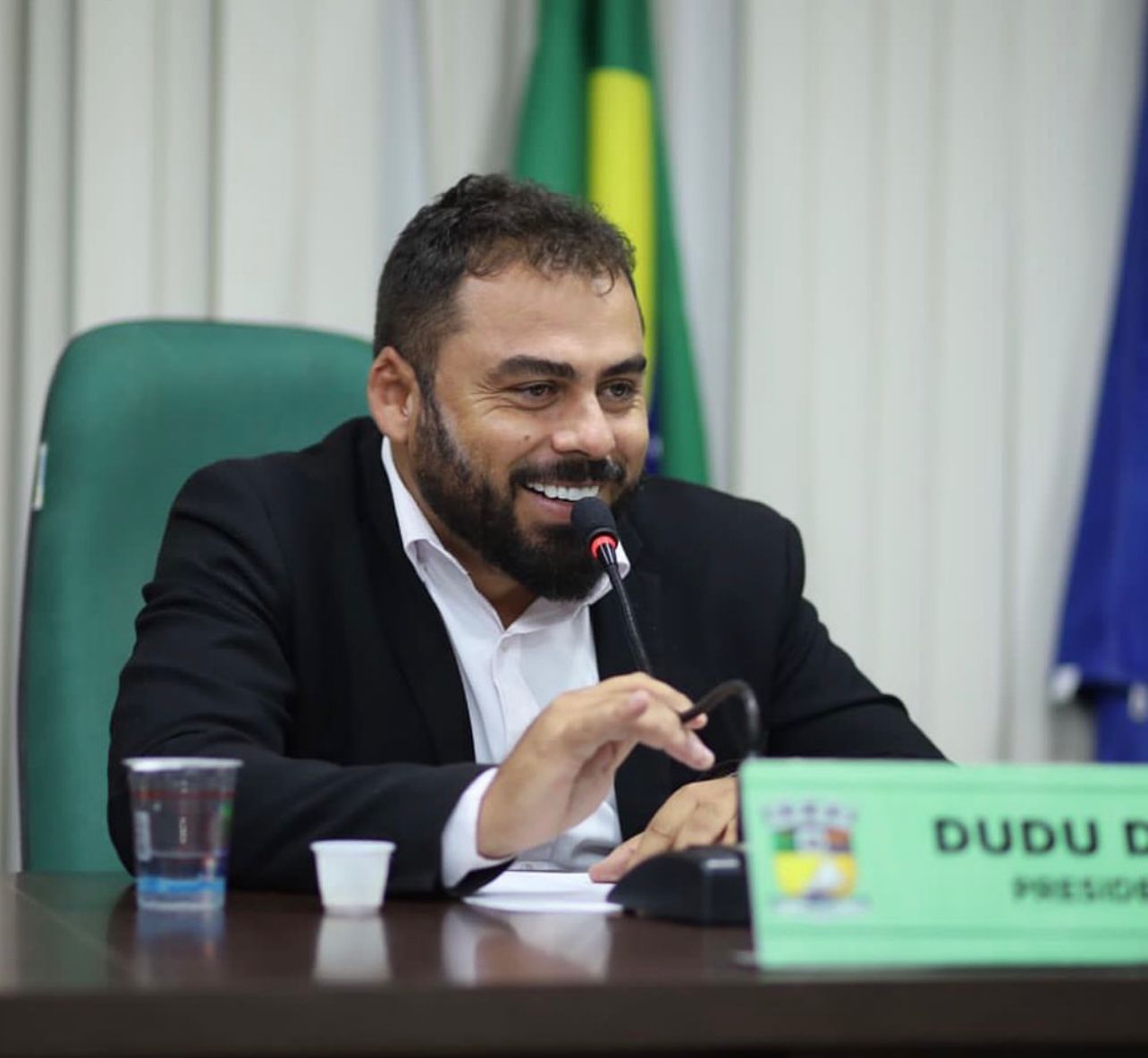 Gestão Dudu Diniz antecipa salário dos servidores da CMSJR e paga 1ª parcela do 13º Gestão Dudu Diniz antecipa salário dos servidores da CMSJR e paga 1ª parcela do 13º