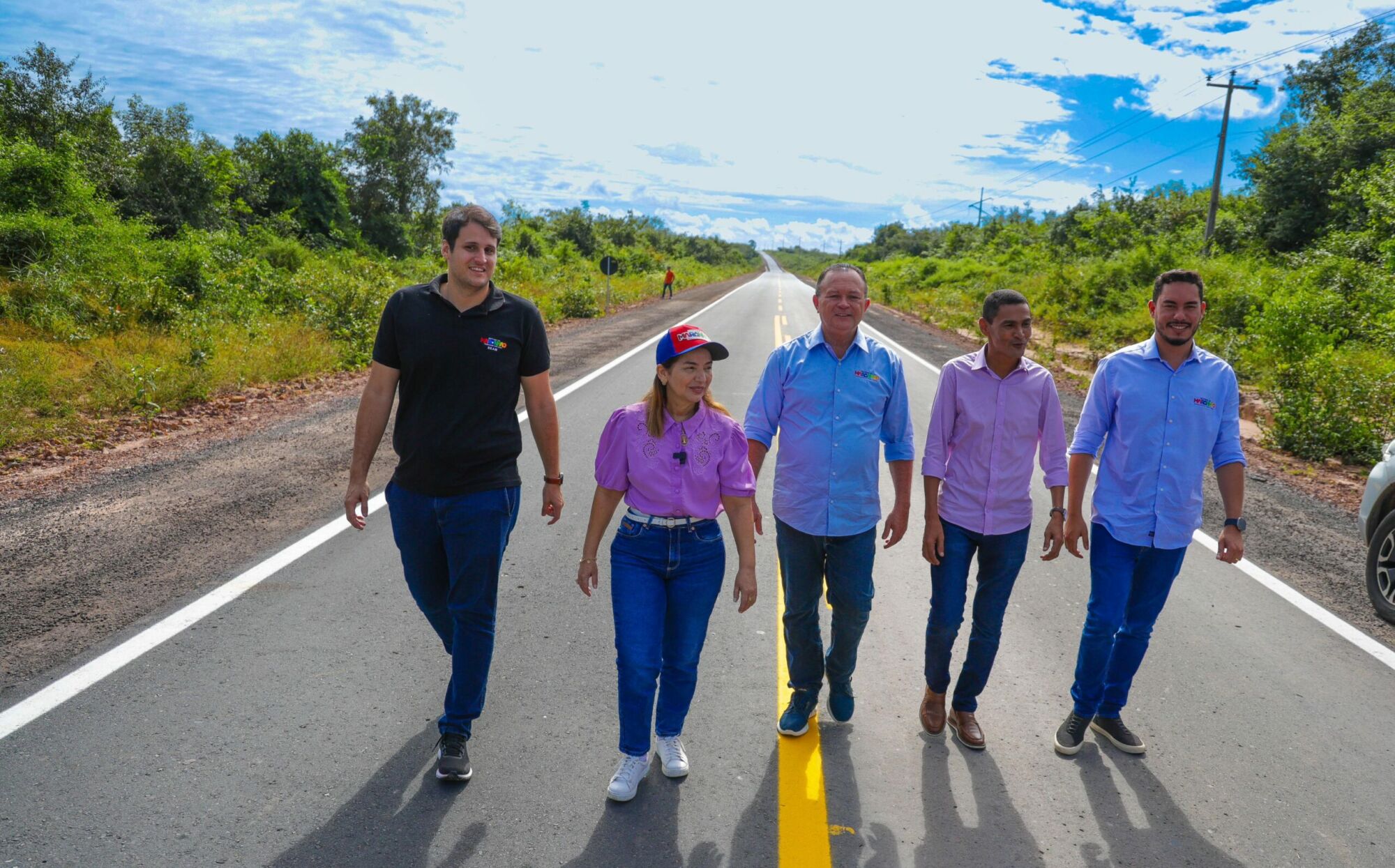 Orleans Brandão acompanha inaugurações e assina autorização para conclusão de obras na MA-225 Orleans Brandão acompanha inaugurações e assina autorização para conclusão de obras na MA-225