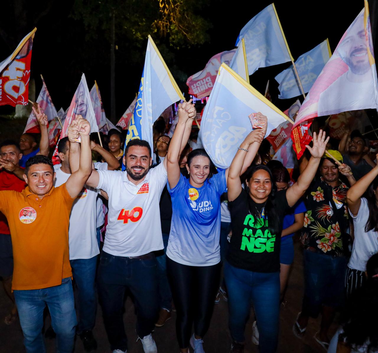 Multidão enche as ruas para acompanhar Dudu Diniz em caminhada histórica em SJR Multidão enche as ruas para acompanhar Dudu Diniz em caminhada histórica em SJR