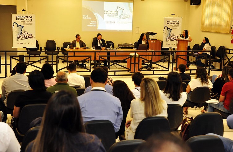 Capacitação de servidores é destaque na abertura dos Encontros Regionais Capacitação de servidores é destaque na abertura dos Encontros Regionais