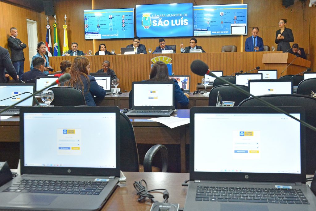 Saiba como se saíram e quantos votos tiveram ex-vereadores que disputaram as Eleições 2024 Saiba como se saíram e quantos votos tiveram ex-vereadores que disputaram as Eleições 2024