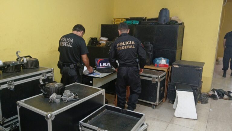 Polícia Federal deflagra operação para combater esquema de contratação bandas e equipamentos pelo poder público Polícia Federal deflagra operação para combater esquema de contratação bandas e equipamentos pelo poder público