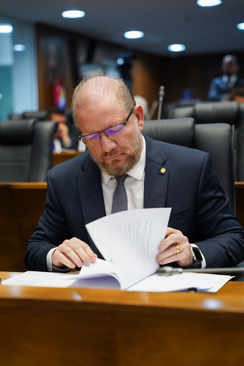 Othelino vota contra criação de mais um órgão do governo e faz balanço das eleições municipais Othelino vota contra criação de mais um órgão do governo e faz balanço das eleições municipais