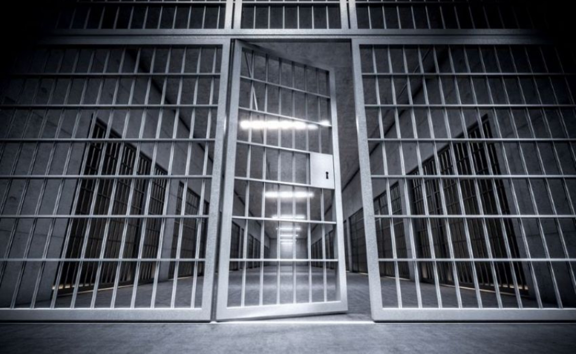 Brasil enfrenta déficit de 174 mil vagas no sistema carcerário, revela relatório Brasil enfrenta déficit de 174 mil vagas no sistema carcerário, revela relatório