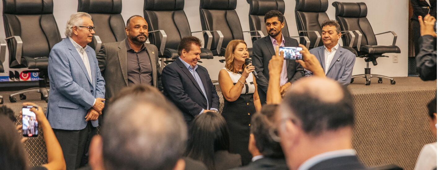 2024 Iracema Vale afirma que prefeitos podem contar com a Assembleia em encontro promovido pela Famem 2024 Iracema Vale afirma que prefeitos podem contar com a Assembleia em encontro promovido pela Famem