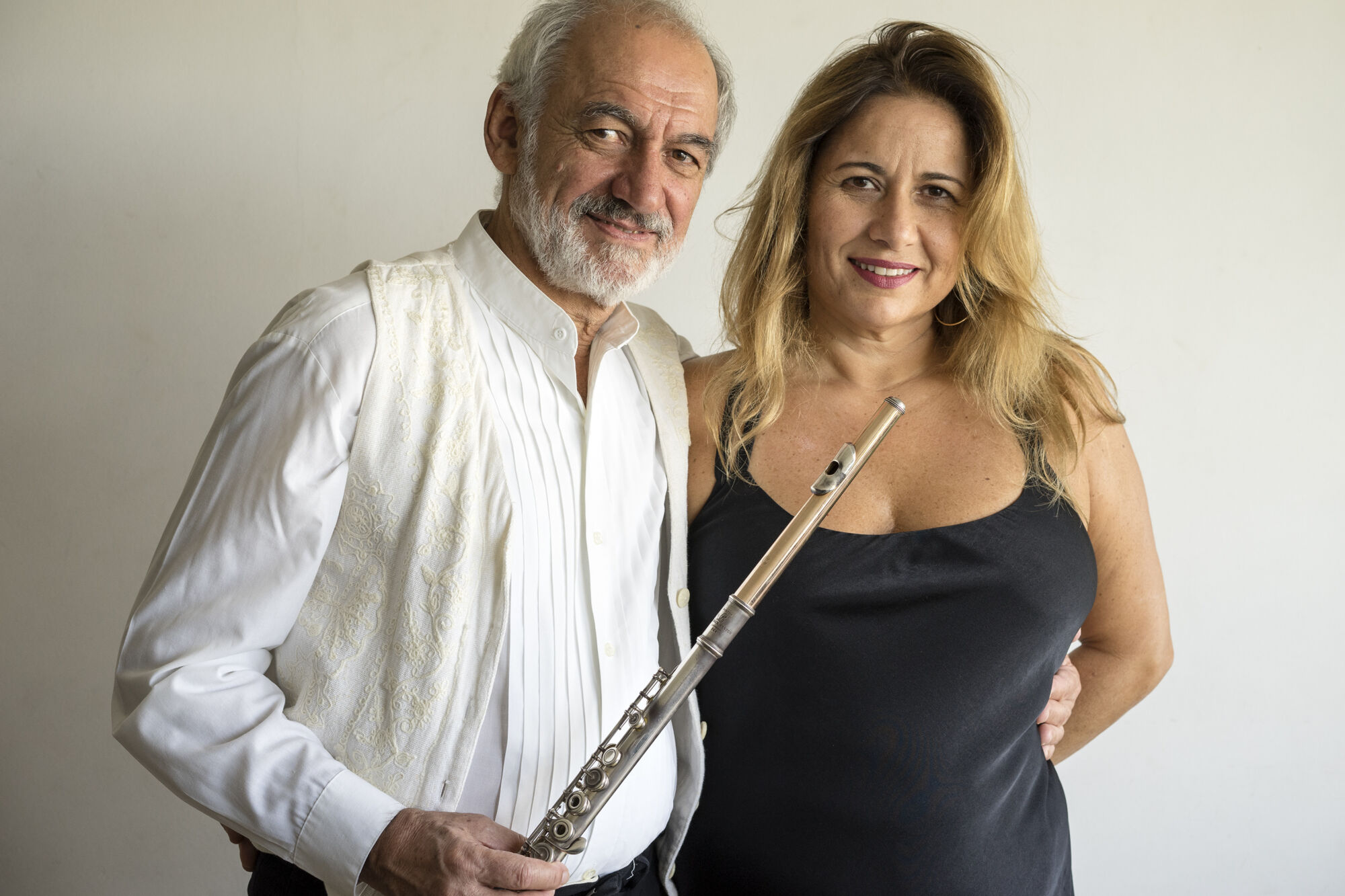 São Luís recebe o show “Choros, Valsas e Outros Lirismos Brasileiros”, de Heloísa Fernandes e Toninho Carrasqueira São Luís recebe o show “Choros, Valsas e Outros Lirismos Brasileiros”, de Heloísa Fernandes e Toninho Carrasqueira