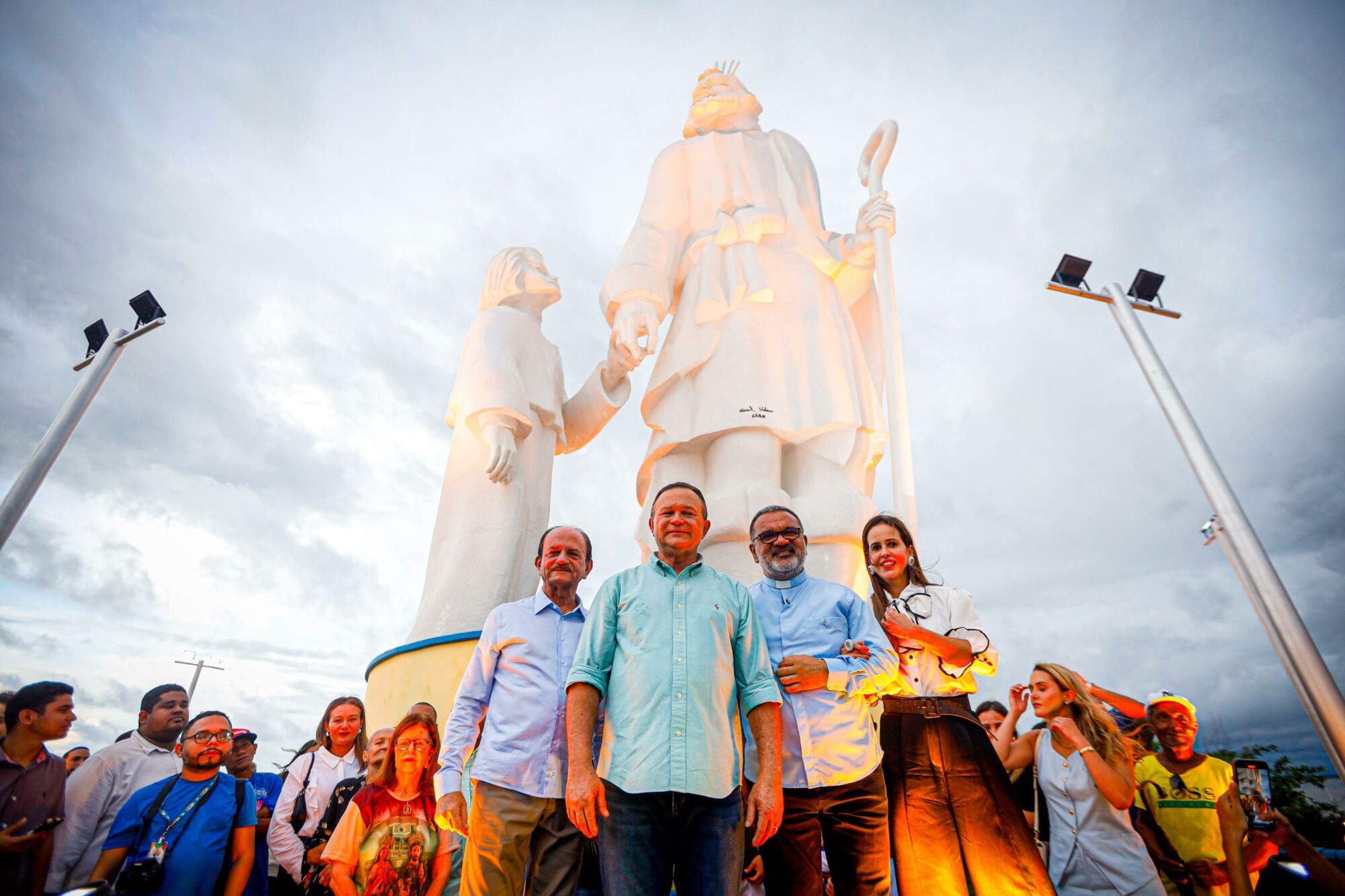 Brandao inaugura revitalização do monumento de São José de Ribamar e anuncia nova obra para santuário