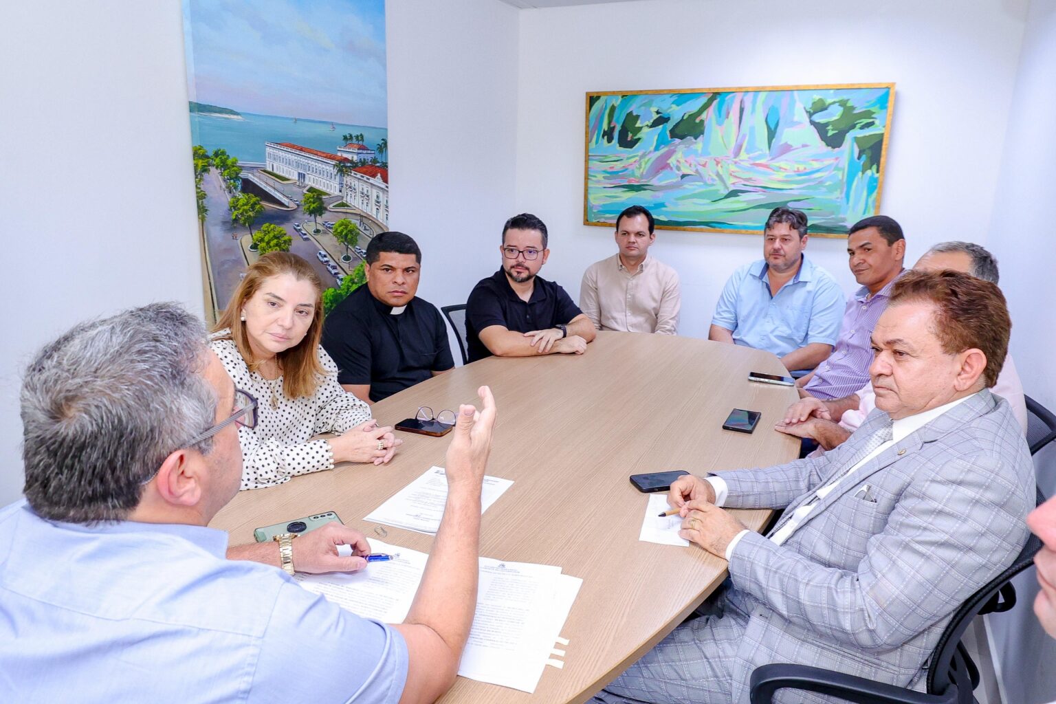 Iracema participa de assinatura do ‘Mutirão Rua Nova’ que beneficiará Buriti, Belágua e Urbano Santos