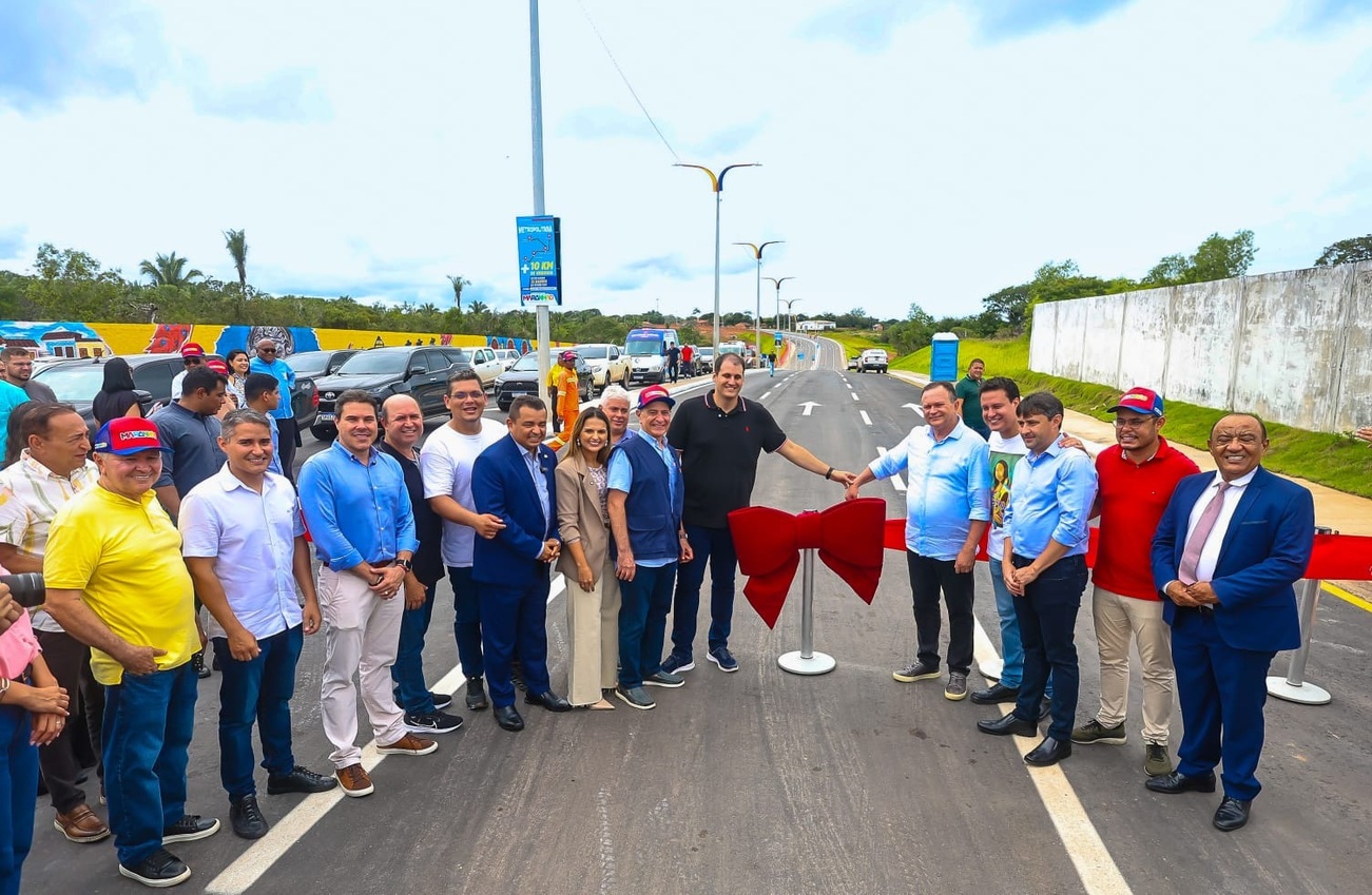 Governo entrega primeiro trecho de 1,6 quilômetro da Avenida Metropolitana